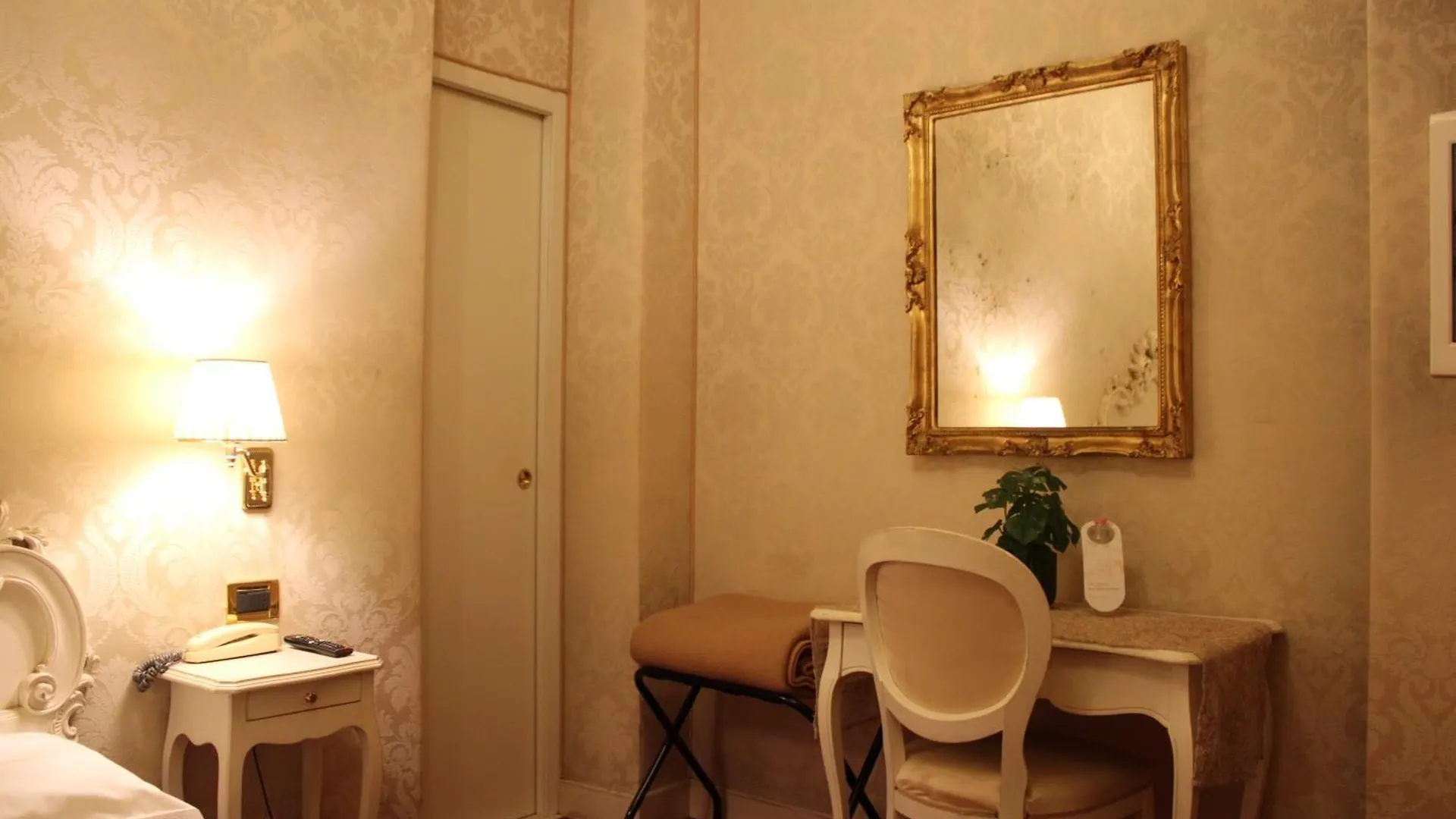 Hotel Al Graspo De Ua Venice 3*,