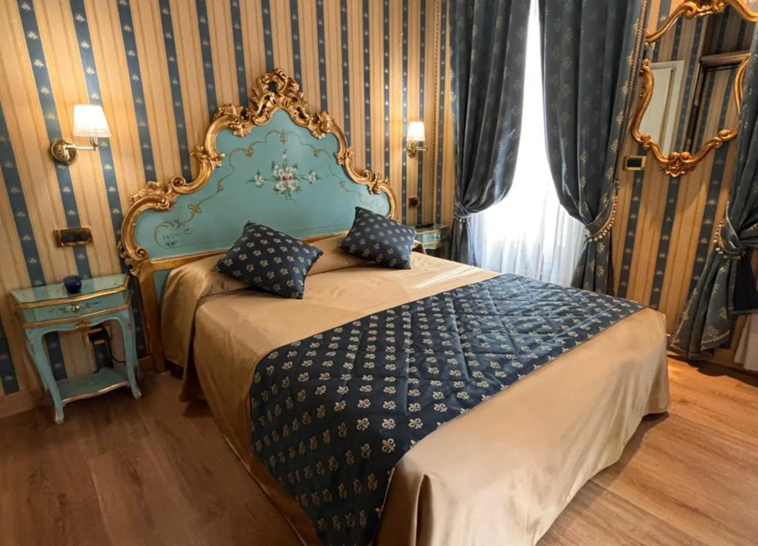 Hotel Al Graspo De Ua Venice 3*,  Italy