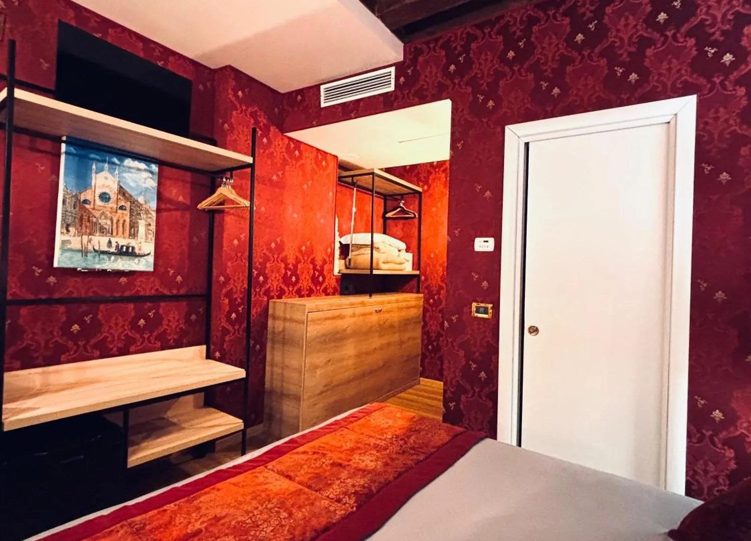 Hotel Al Graspo De Ua Venedig 3*,
